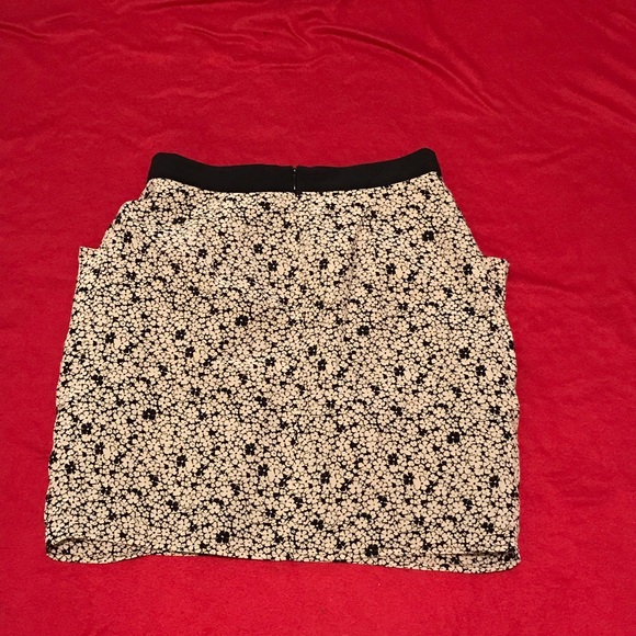 Super Trash New with Tags Floral Neutral Silk Mini Skirt - Picture 4 of 10